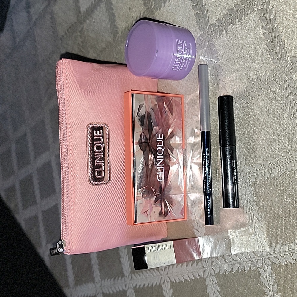 CLINIQUE 6 Piece Item Set